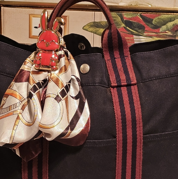 Authentic Hermes Fourre Navy Blue and Brown Canvas Tote Bag with Sturdy Design - Picture 16 of 16